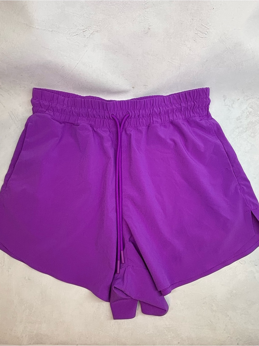 Women’s Athleta Purple Elastic-Waist Shorts, size small